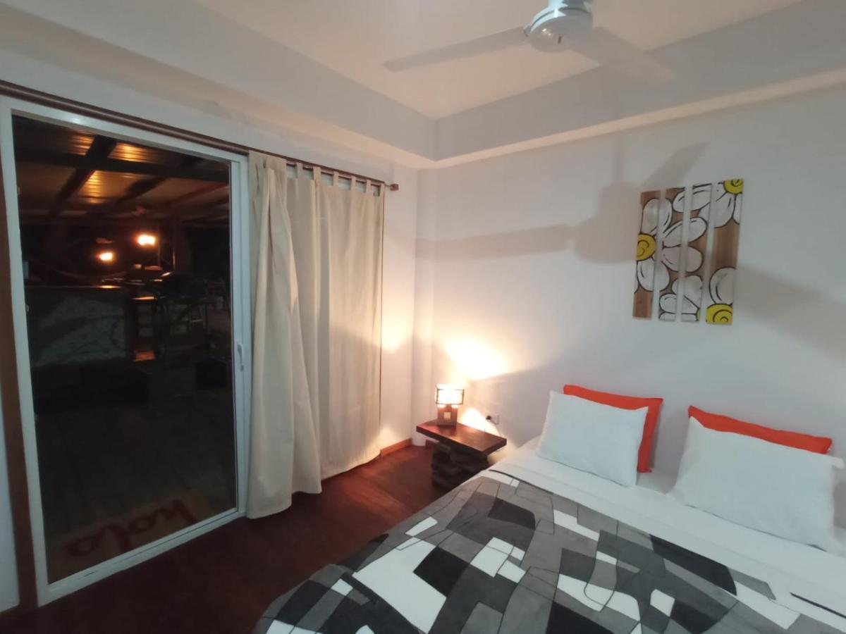 La Luciernaga Big Creek Bed & Breakfast Бокас дел Торо Екстериор снимка